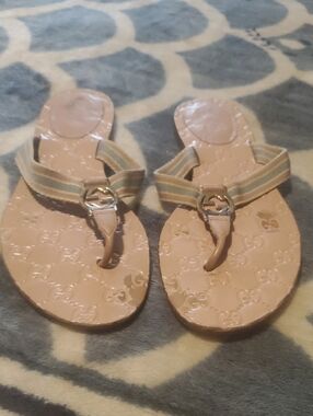 Gucci Sandals Authentic
